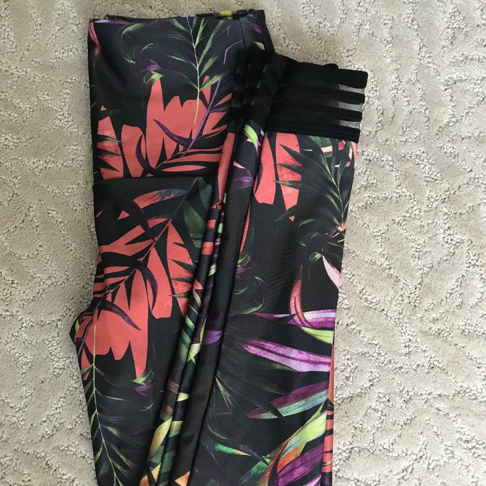 Onzie Topical Leggings with Velvet/Mesh Ankle, XS